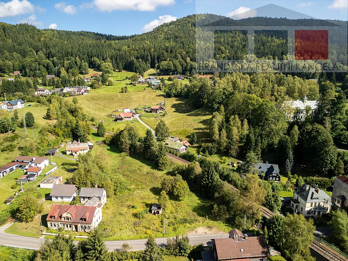 Prodej stavebního pozemku 3361 m²